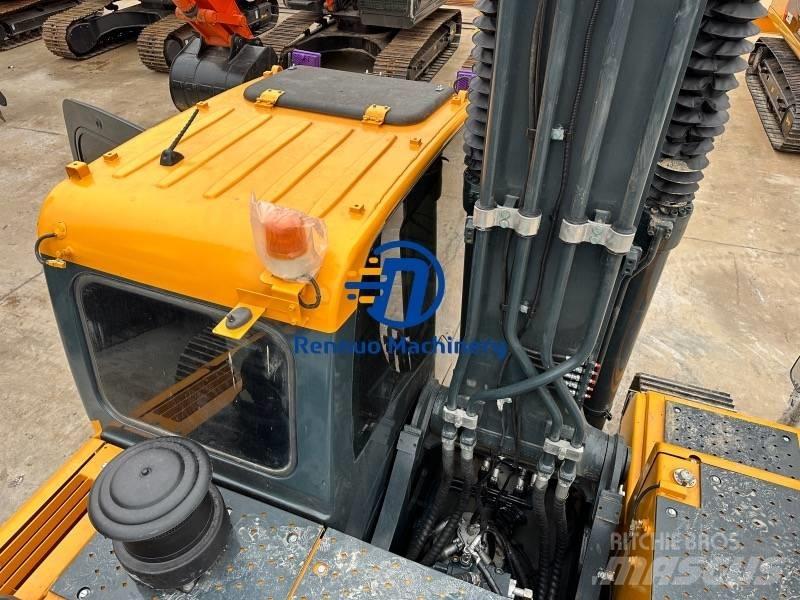 Hyundai 225LC-9S Vikšriniai ekskavatoriai