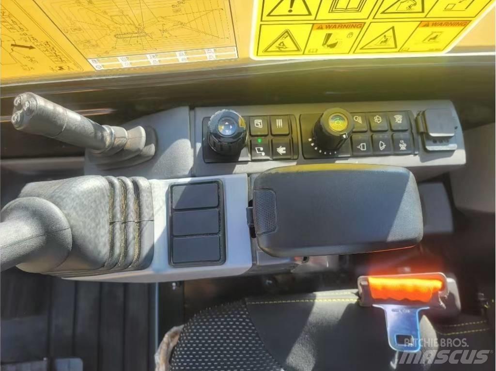 CAT 305 CR Mini ekskavatoriai < 7 t