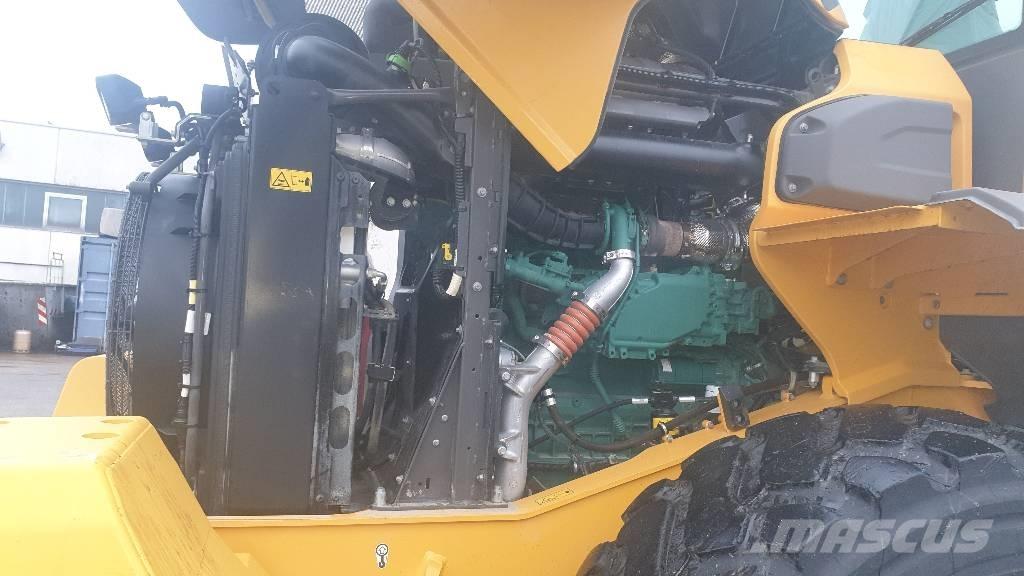 Volvo L 90 H Naudoti ratiniai krautuvai