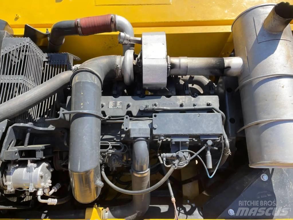 Komatsu PC300-7 Vikšriniai ekskavatoriai