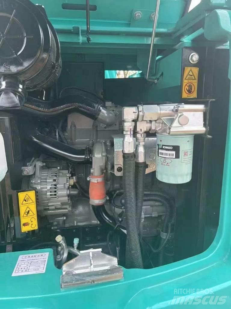 Kobelco SK 75 Vidutinės galios ekskavatoriai 7-12 t