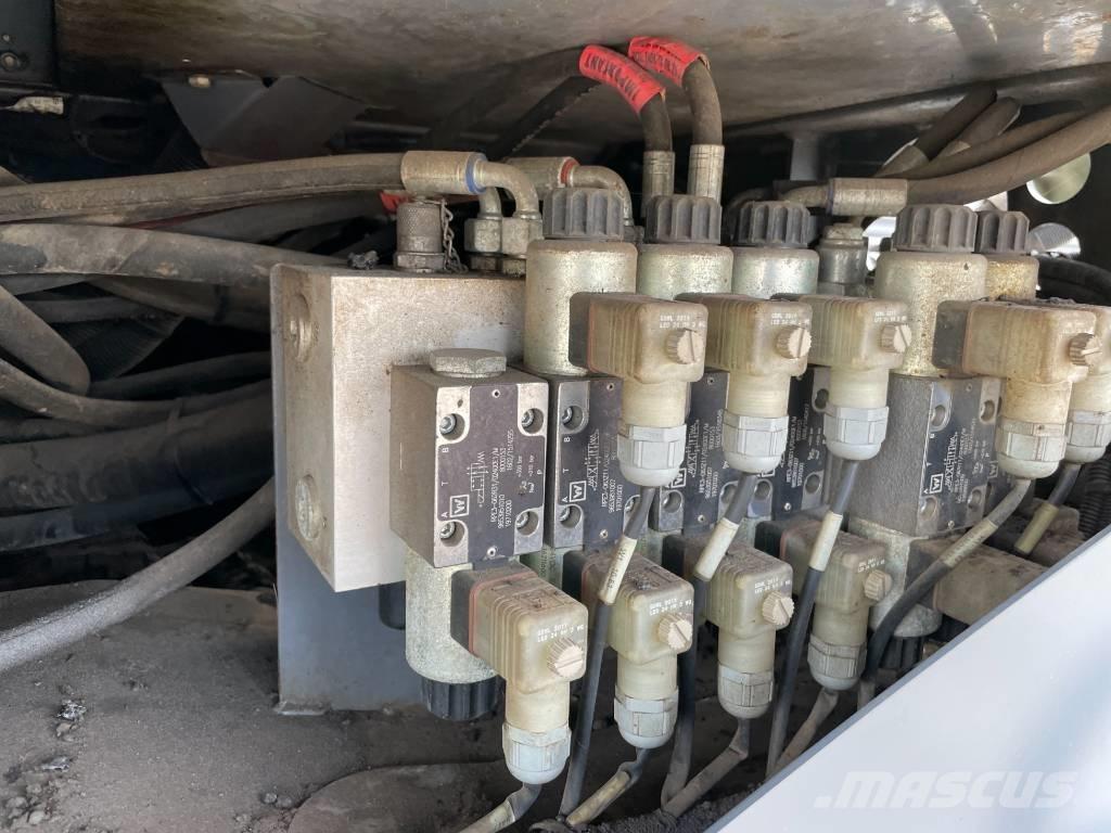 Vögele SUPER 1803-3I Asfalto klotuvai