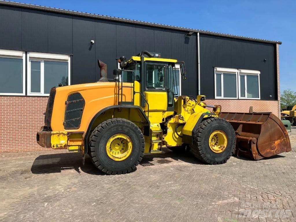 Hyundai HL960 Naudoti ratiniai krautuvai