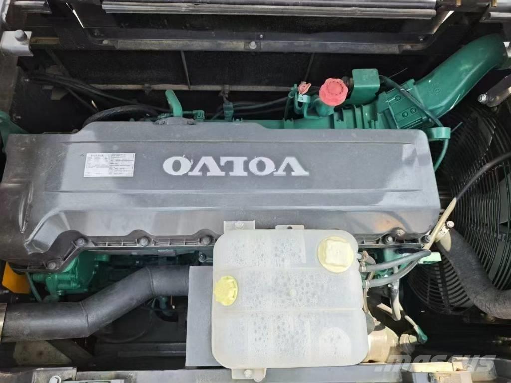Volvo 480D Vikšriniai ekskavatoriai