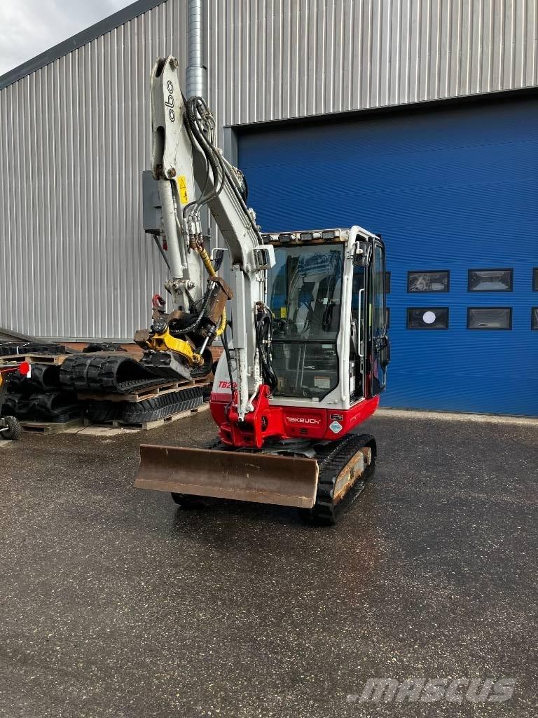 Takeuchi TB 230 Mini ekskavatoriai < 7 t
