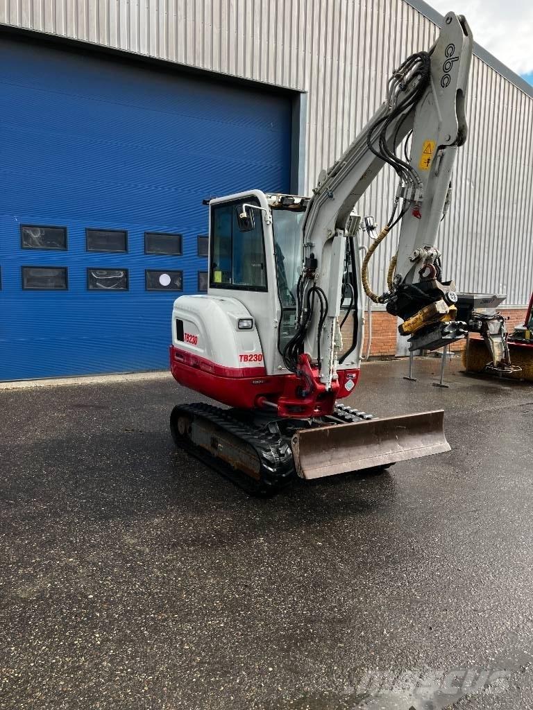 Takeuchi TB 230 Mini ekskavatoriai < 7 t
