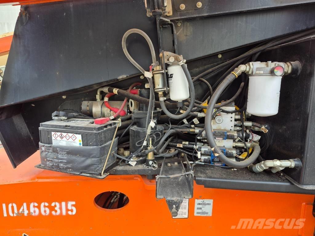 JLG 600 S Teleskopiniai keltuvai