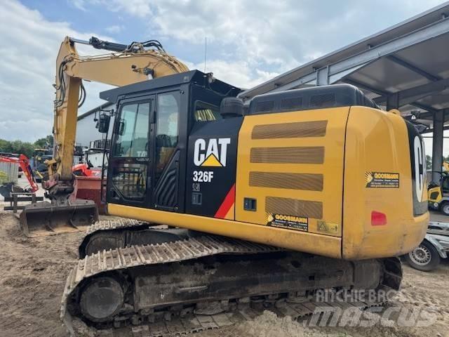 CAT 326 F L Vikšriniai ekskavatoriai