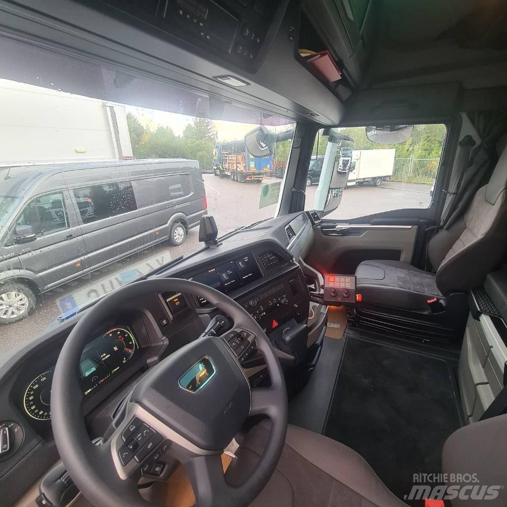 MAN TGX 35.510 8x4-4 Savivarčių priekabų vilkikai