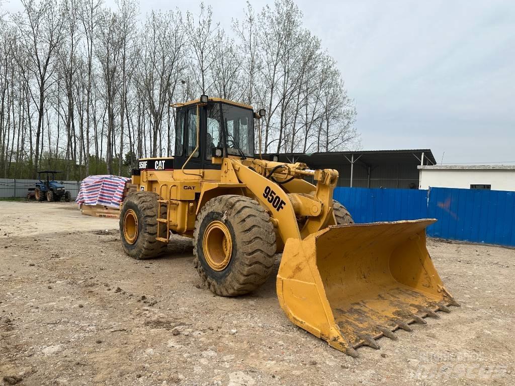 CAT 950F Naudoti ratiniai krautuvai