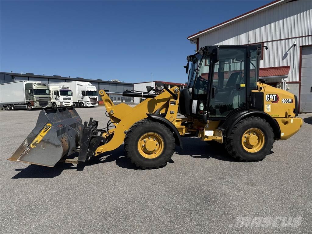 CAT 906M Naudoti ratiniai krautuvai