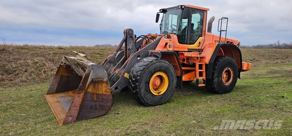 Volvo L150F Naudoti ratiniai krautuvai