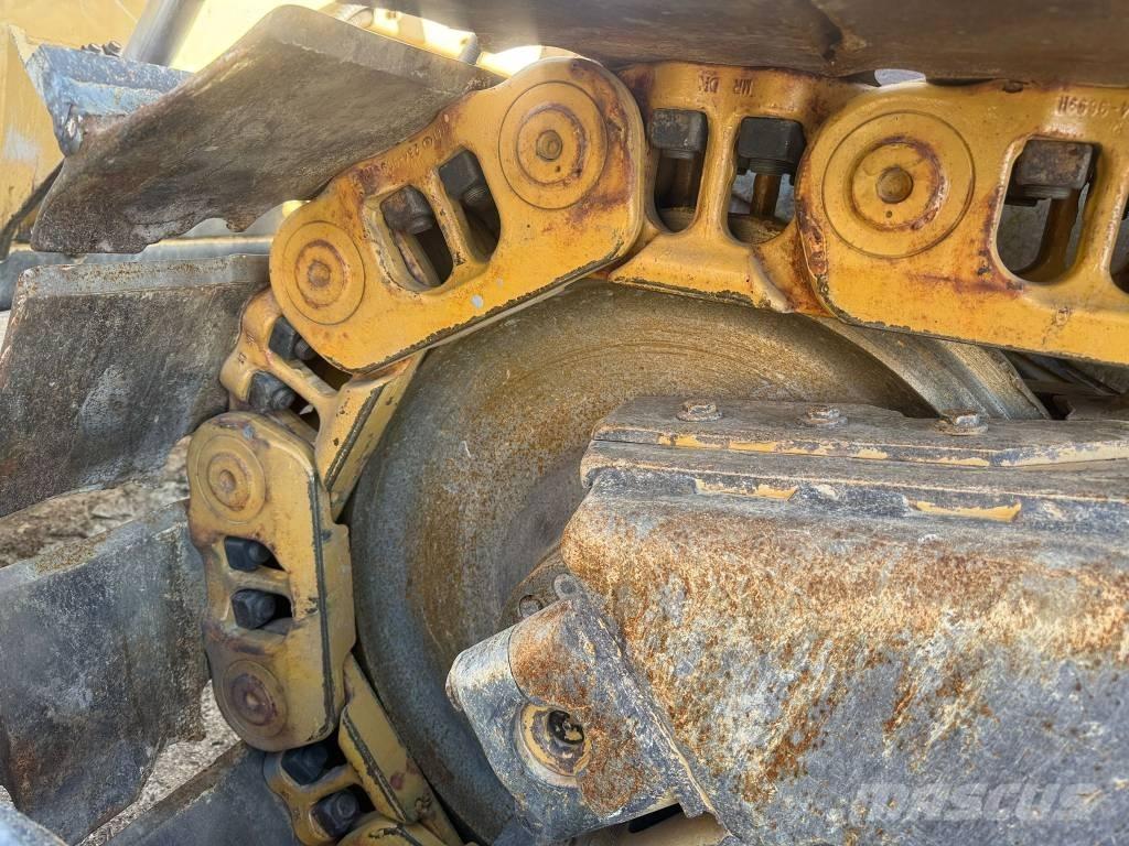 CAT D 6 T XL Vikšriniai buldozeriai