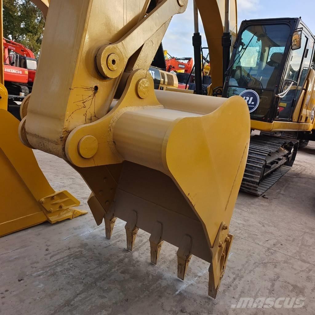 CAT 320 D L Vikšriniai ekskavatoriai