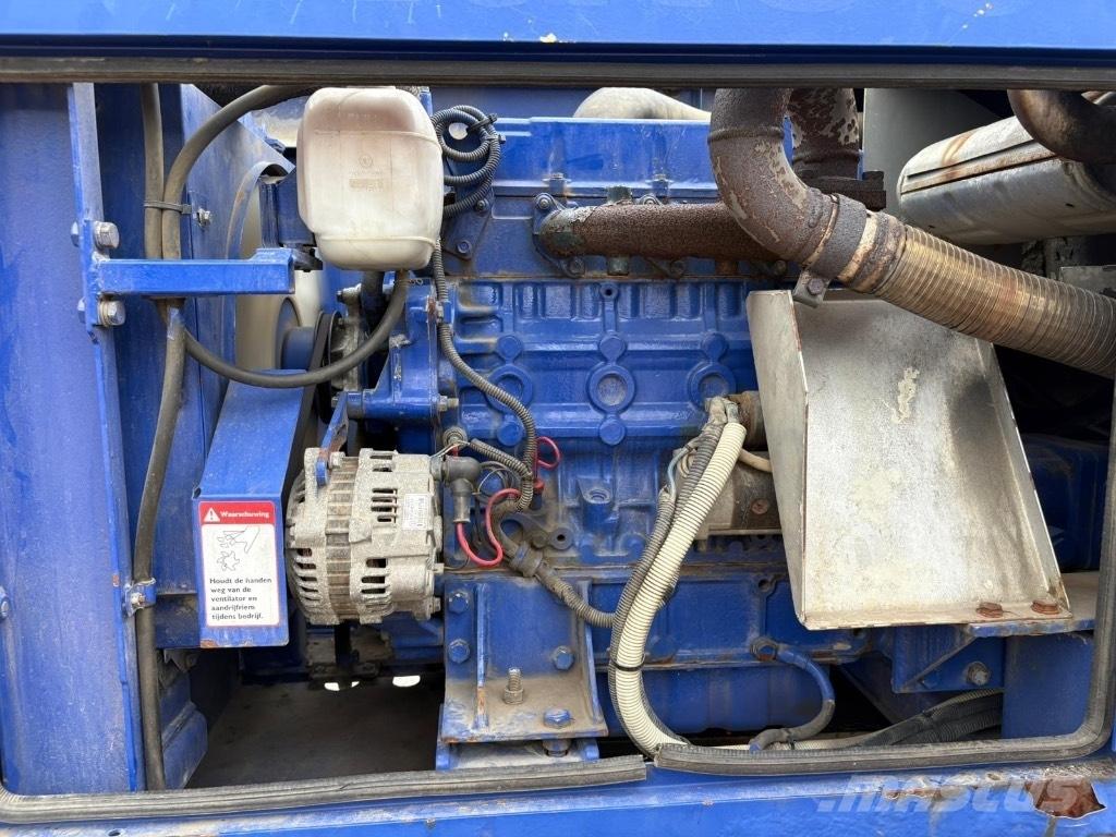 Tadano AW-210SX Teleskopiniai keltuvai