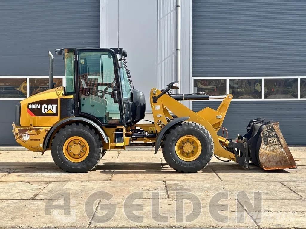 CAT 906M - NEW TYRES Naudoti ratiniai krautuvai