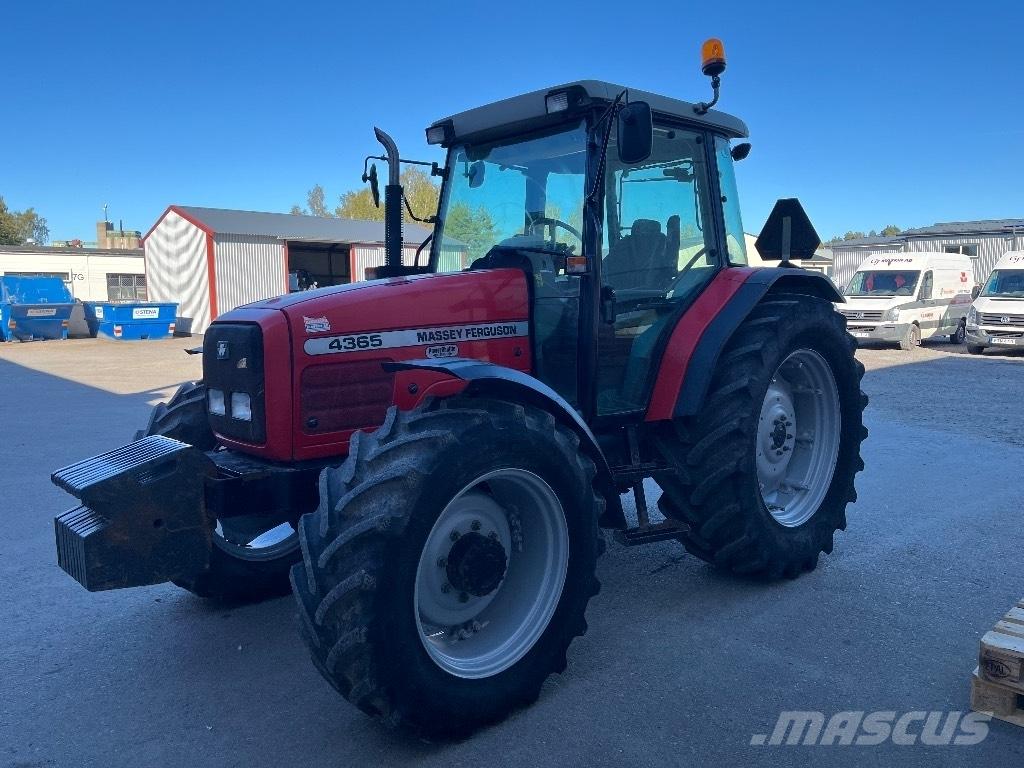 Massey Ferguson 4365 Traktoriai