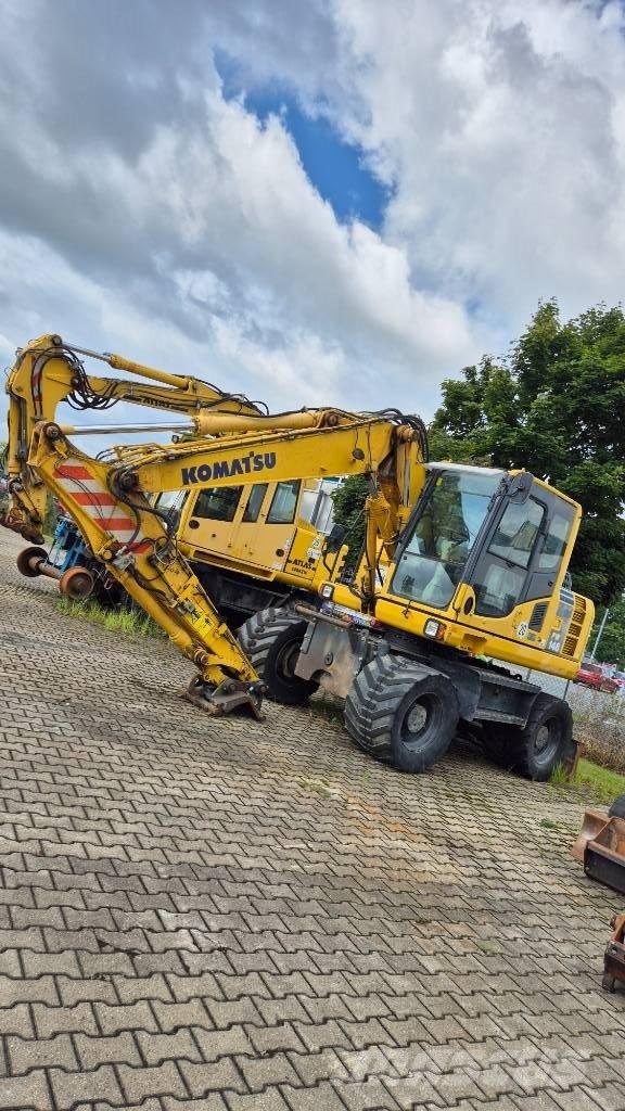 Komatsu PW148-8 Ratiniai ekskavatoriai