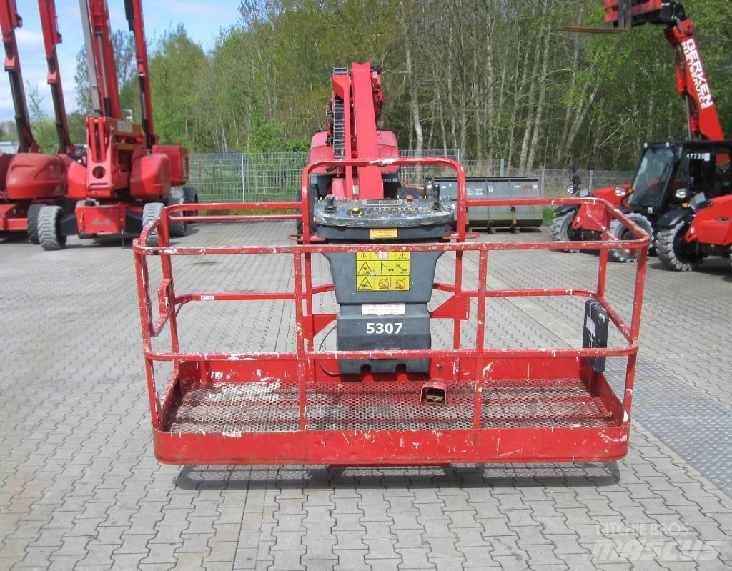 JLG 1500 SJ Teleskopiniai keltuvai