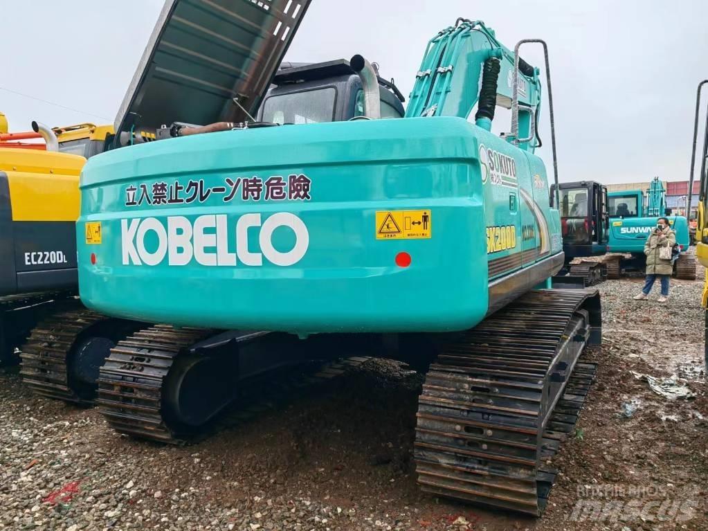 Kobelco SK200D Vikšriniai ekskavatoriai