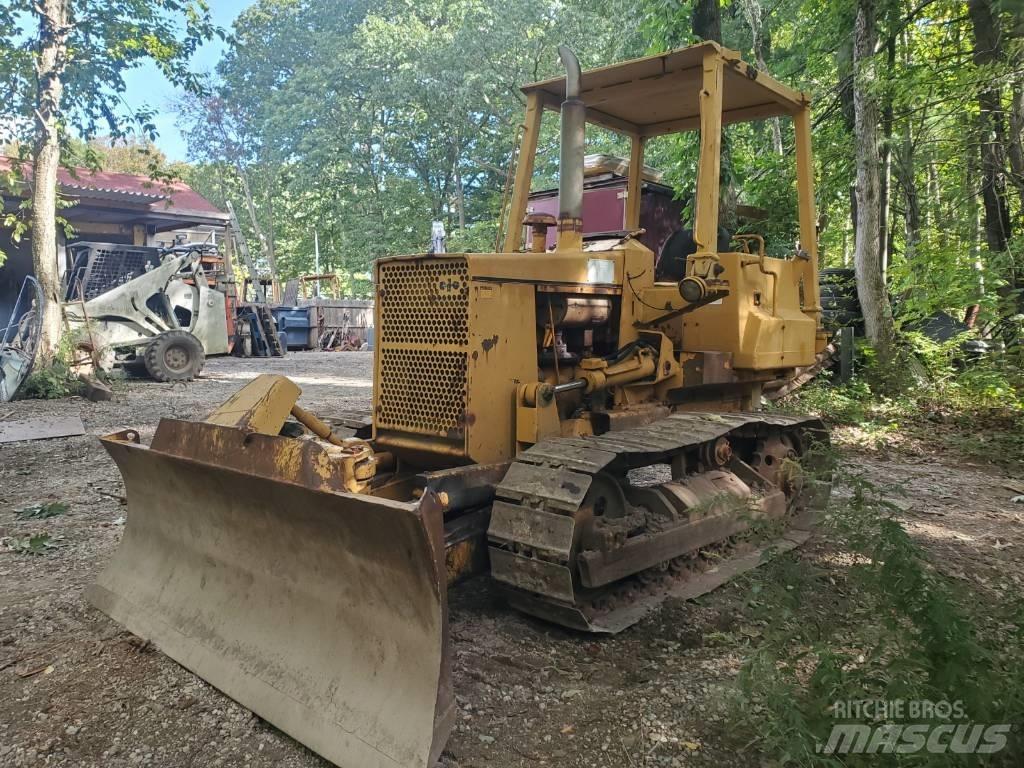 Komatsu D 31 A-17 Vikšriniai buldozeriai