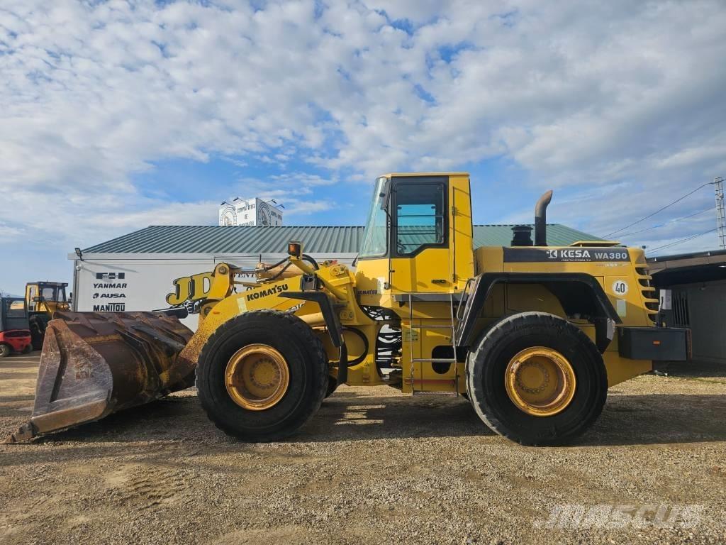 Komatsu WA 380-3H Naudoti ratiniai krautuvai