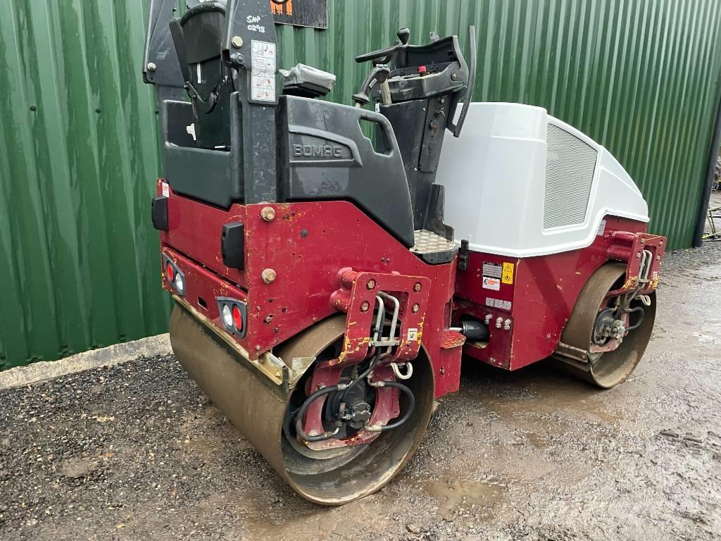 Bomag BW 120 AD-5 Porinių būgnų volai