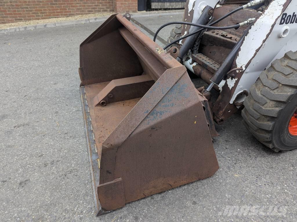 Bobcat TIPTOE BUCKET Kaušai