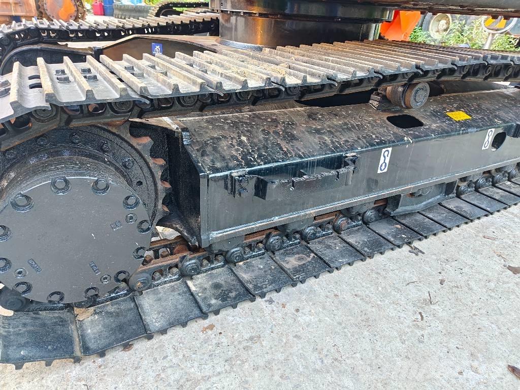 Hitachi ZX 120 Vikšriniai ekskavatoriai