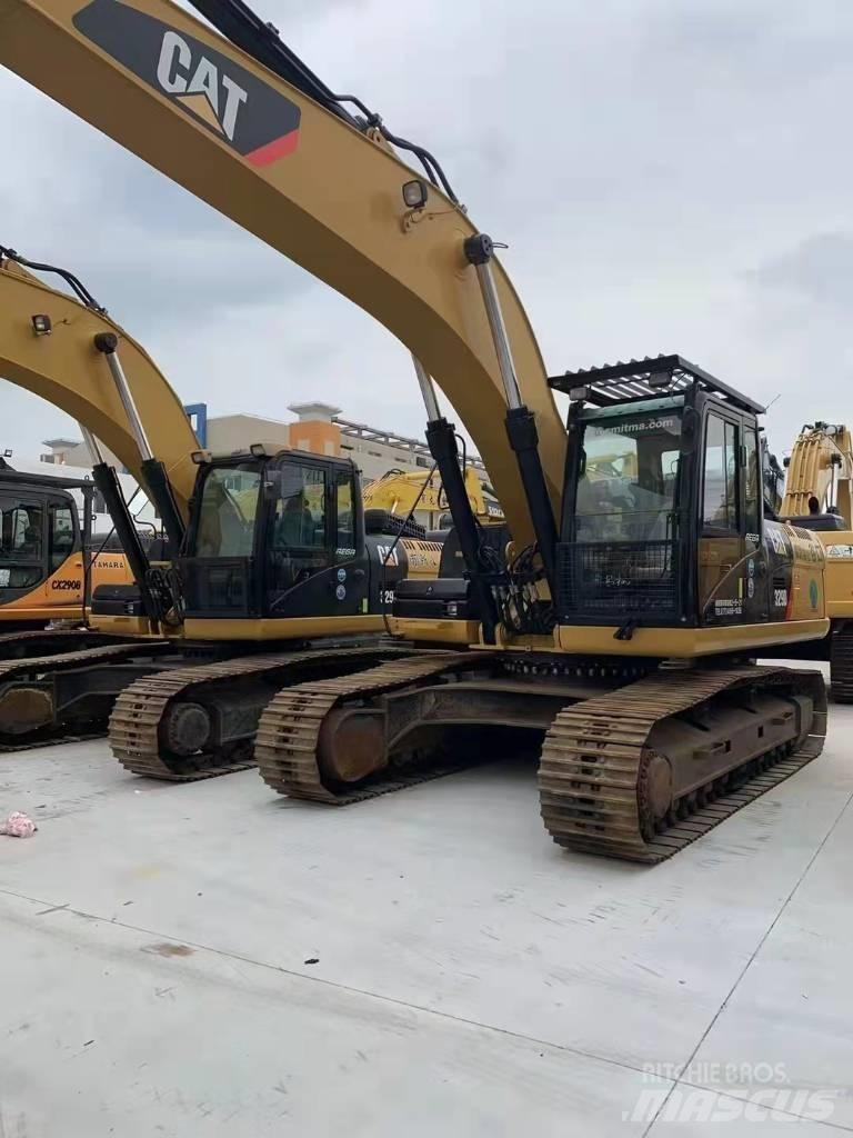 CAT 329 D Vikšriniai ekskavatoriai