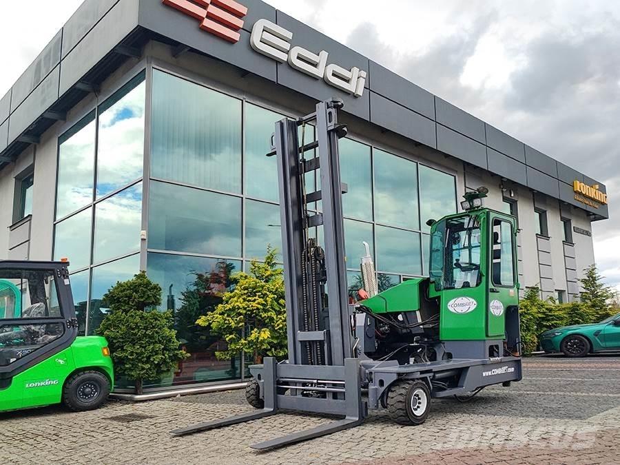Combilift C5000 Šakiniai krautuvai su privažiavimu iš visų keturių pusių