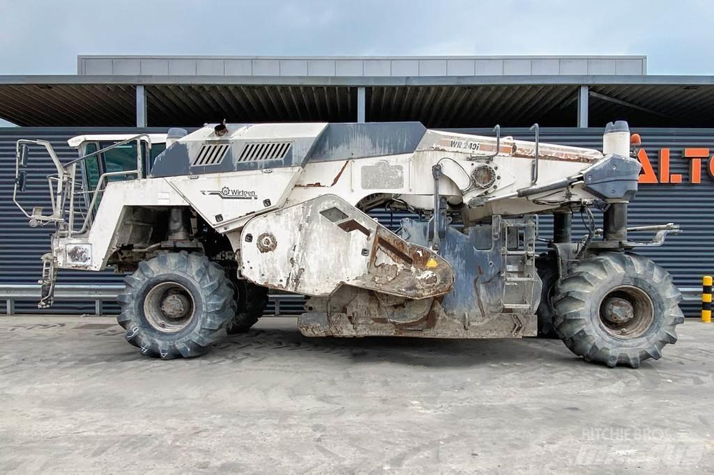 Wirtgen WR 240 Asfalto perdirbimo technika