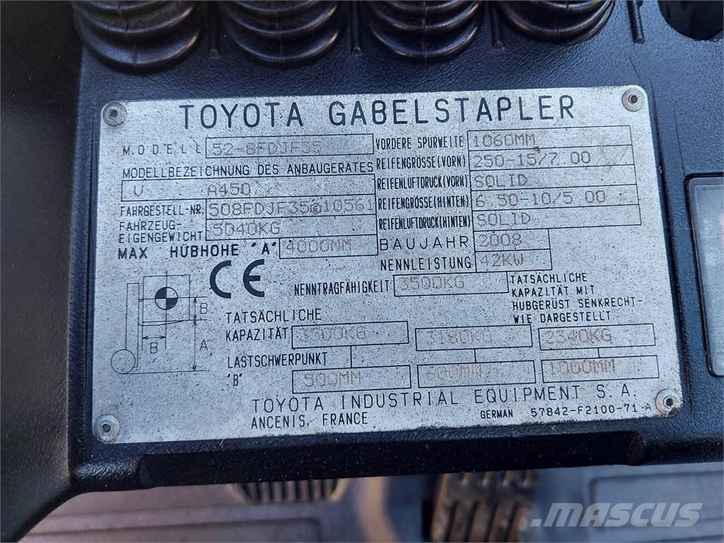 Toyota 52 8FDJF35 Dyzeliniai krautuvai