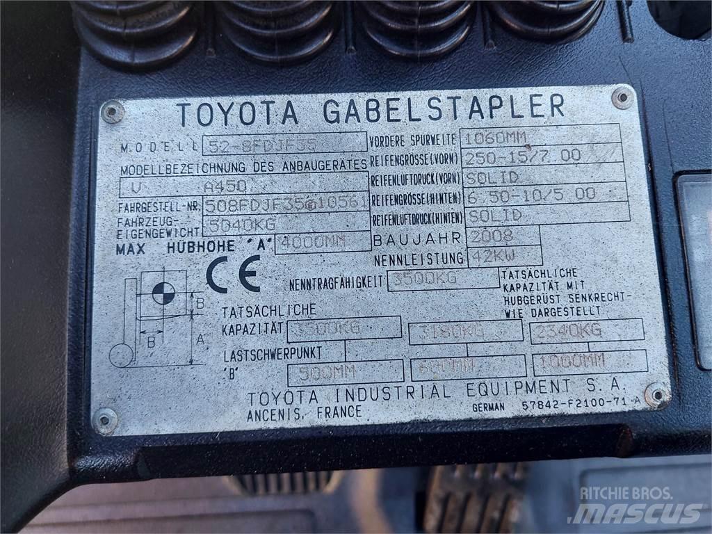 Toyota 52 8FDJF35 Dyzeliniai krautuvai