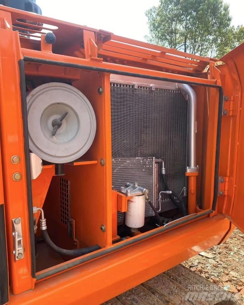 Doosan 150 Vikšriniai ekskavatoriai