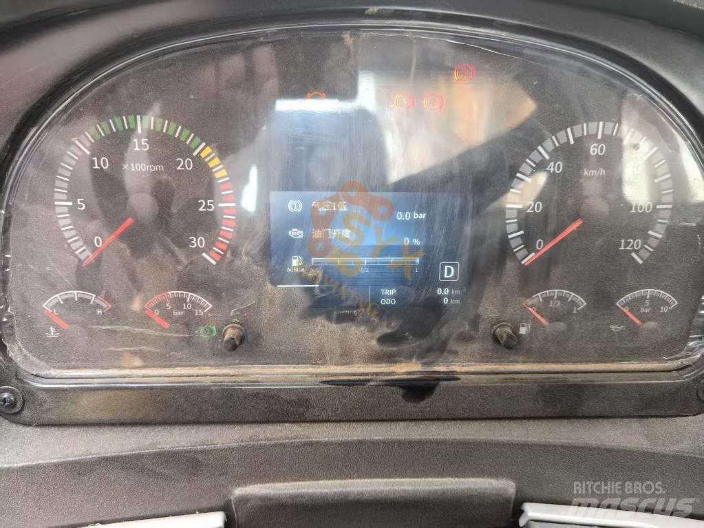XCMG QY 50 K Visureigiai kranai