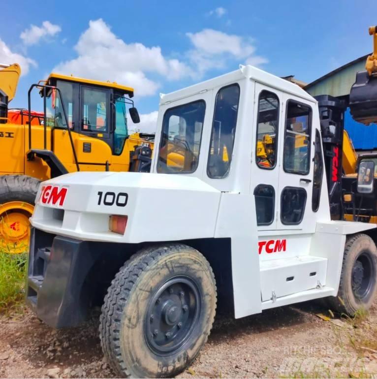 TCM FD 100 Dyzeliniai krautuvai