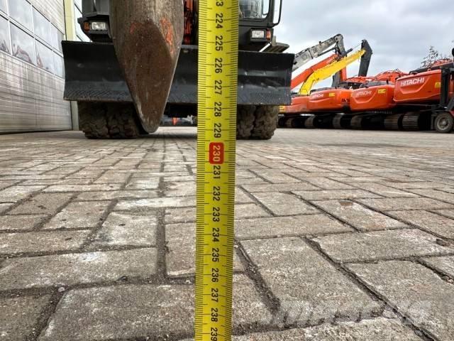 Tabe 1300 Hidrauliniai kūjai / Trupintuvai