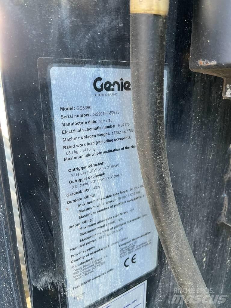 Genie 5390RT Žirkliniai keltuvai