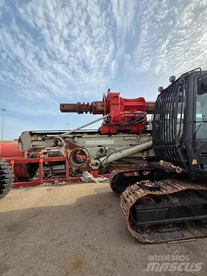 Comacchio CH450 Žemės paviršiaus gręžimo technika