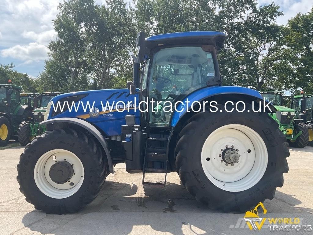 New Holland T 7.245 Traktoriai