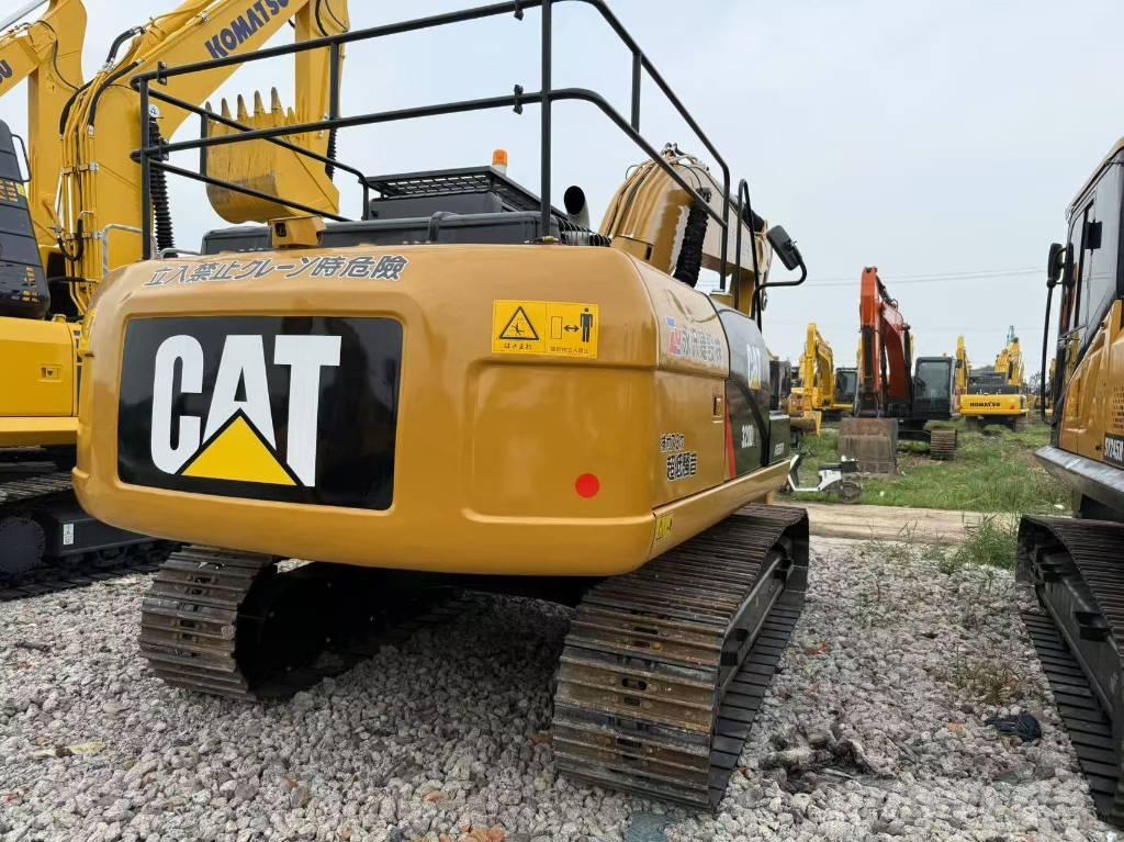 CAT 320D2 Vikšriniai ekskavatoriai