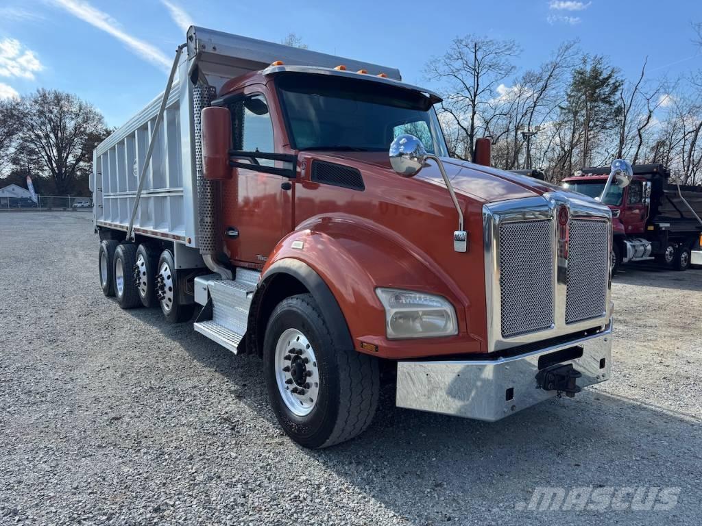 Kenworth T 880 Savivarčių priekabų vilkikai