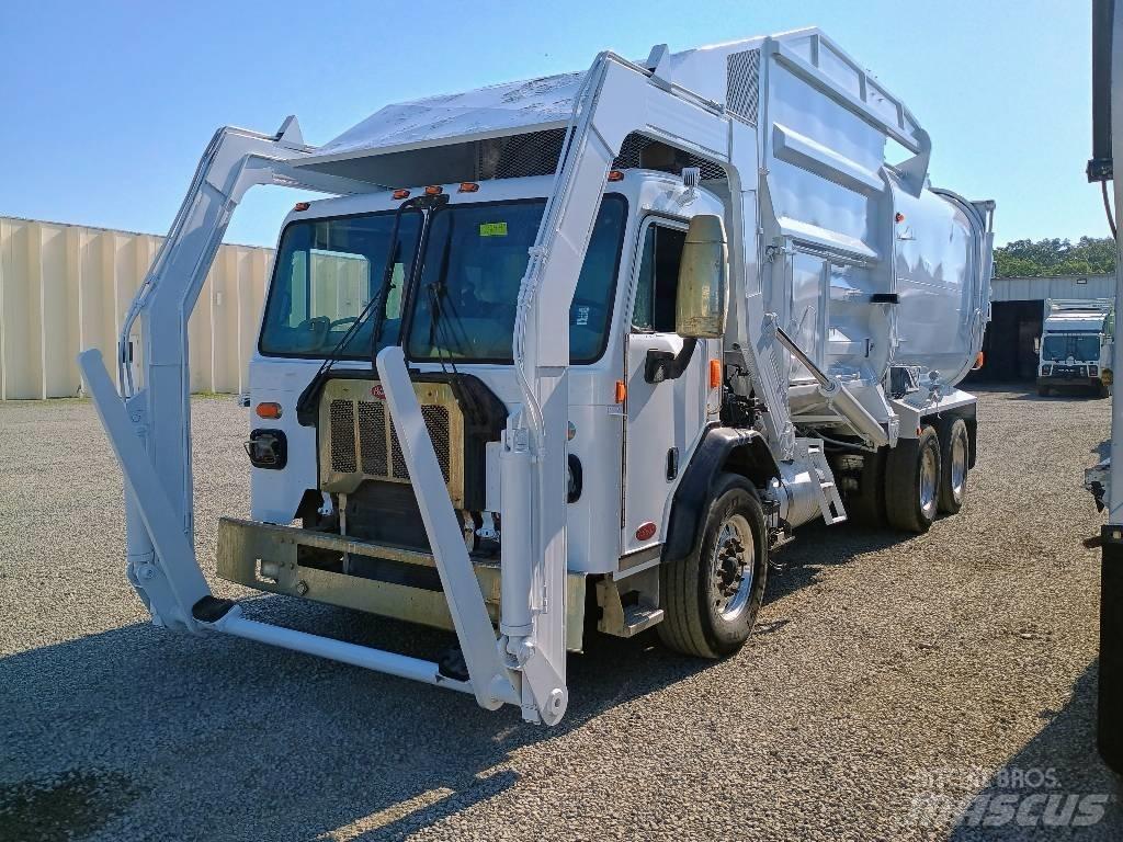 Peterbilt 520 Waste trucks