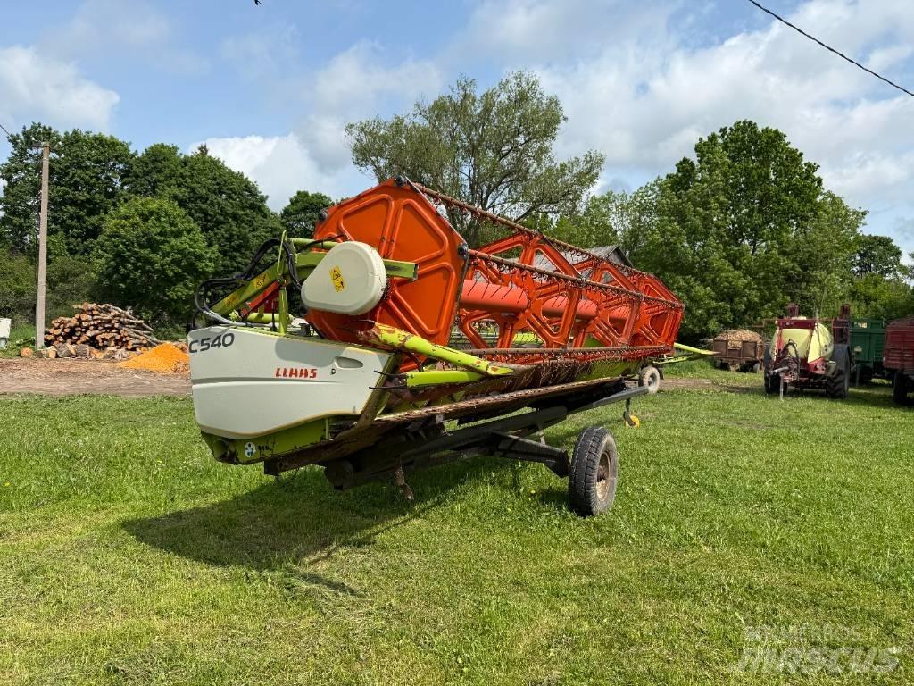 CLAAS Avero 240 Derliaus nuėmimo kombainai