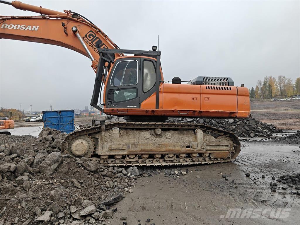 Doosan DX520LC Vikšriniai ekskavatoriai