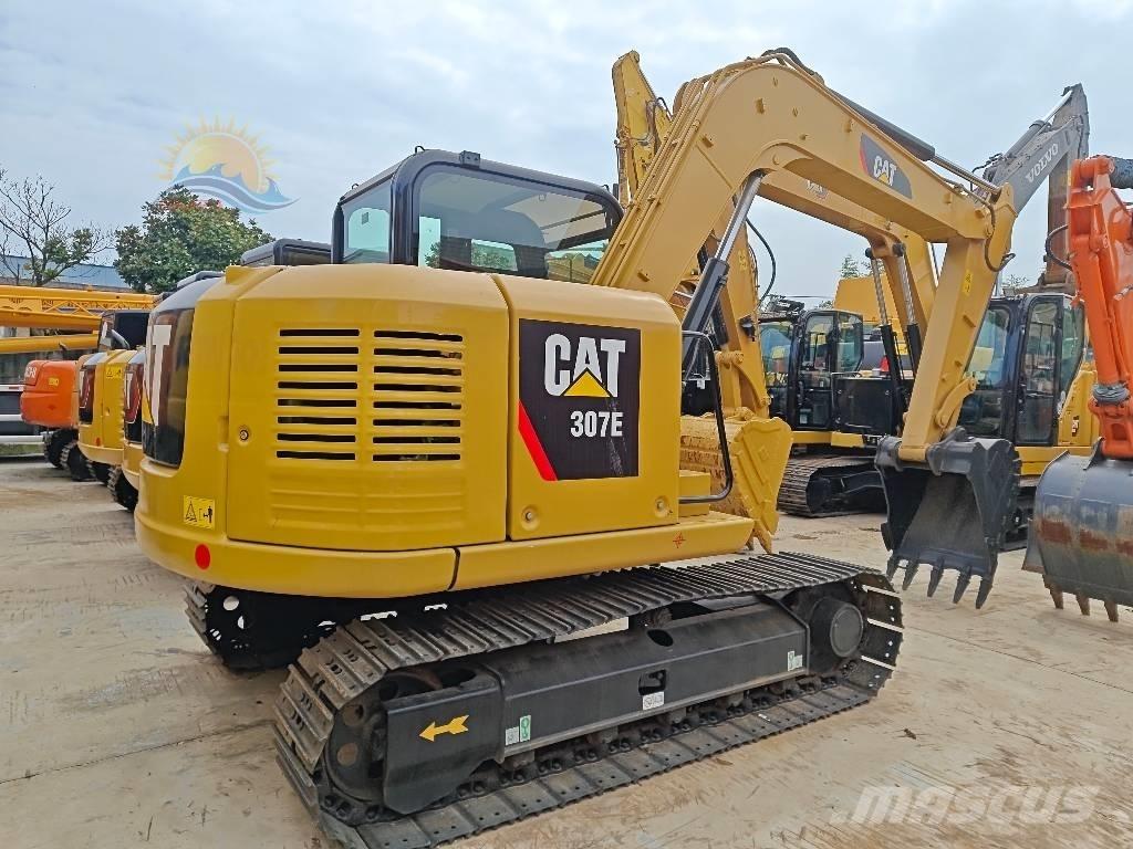 CAT 307 E Vidutinės galios ekskavatoriai 7-12 t
