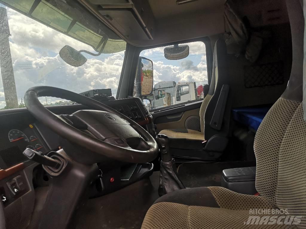 Volvo FH480 Savivarčių priekabų vilkikai