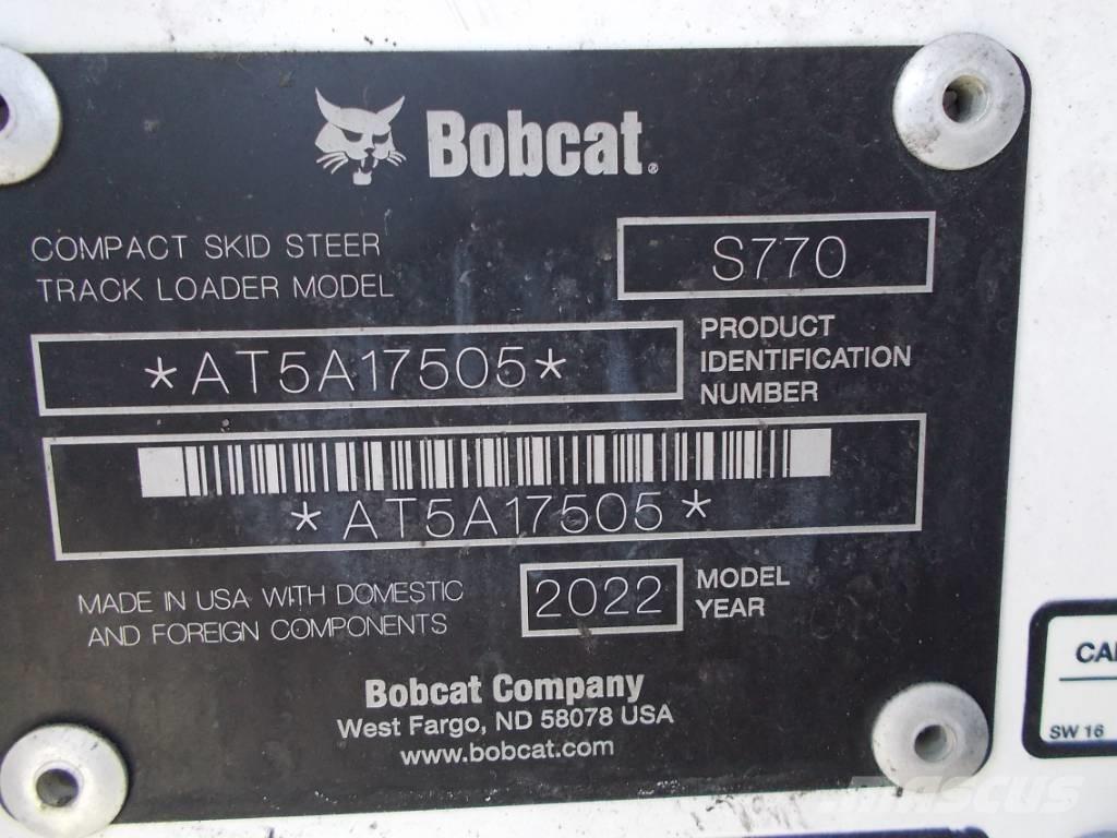 Bobcat S770 Krautuvai su šoniniu pasukimu