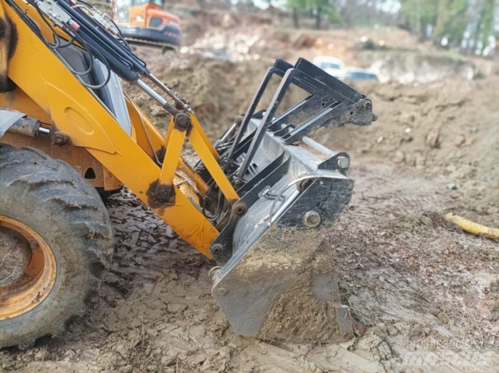 JCB 3 CX Ekskavatoriniai krautuvai